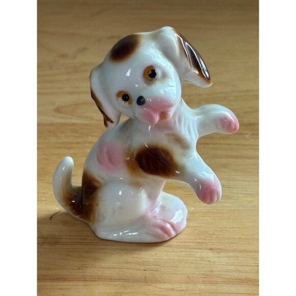 Vintage Hand-Painted Ceramic Dog Puppy Spaniel Figurine Brown & White Japan - Picture 1 of 7